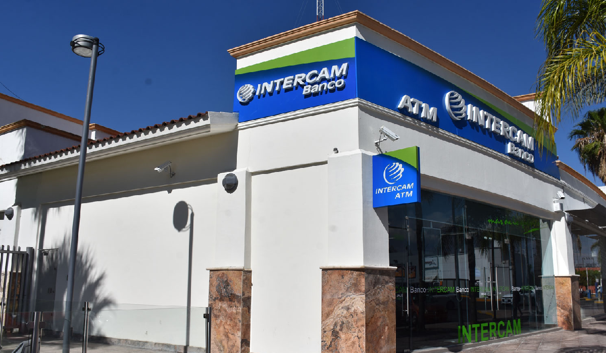 Sucursal de Intercam Banco en zona urbana