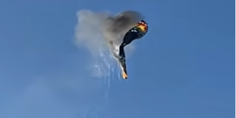 Globo aerostático incendiándose en pleno vuelo sobre Brasil