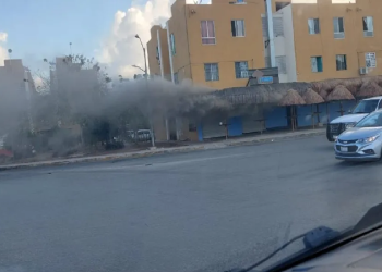 Restaurante La Palapita con restos de fuego controlado