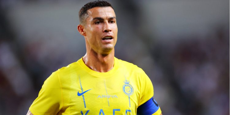 Cristiano Ronaldo con el uniforme de Al-Nassr en un partido reciente.