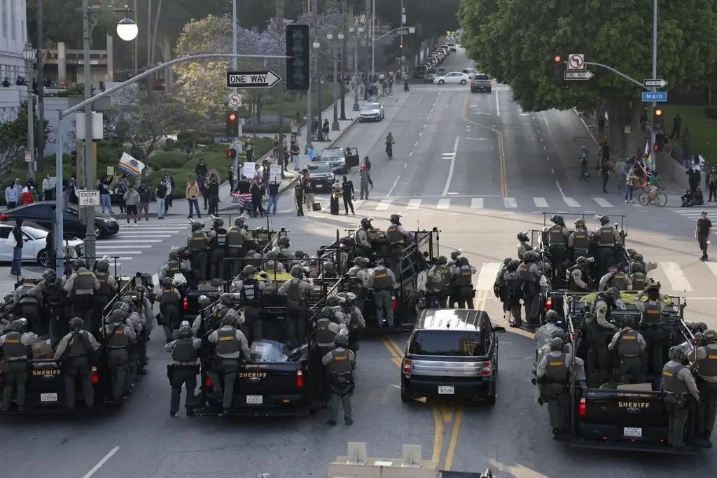 resistencia institucional en California contra redadas migratorias