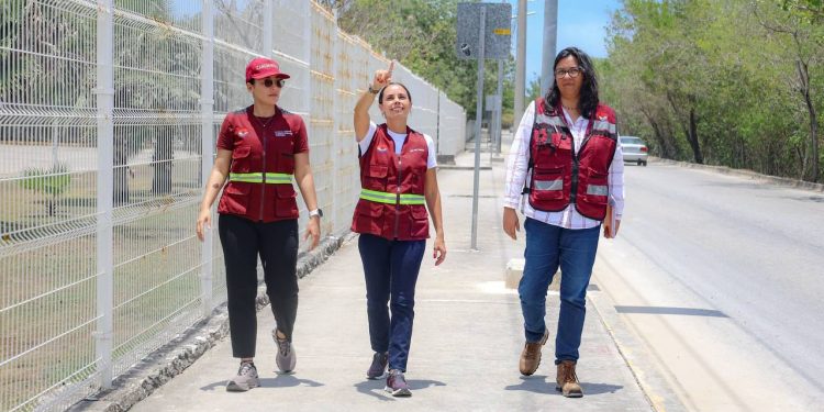 Anuncian reconstrucción de la avenida exterior de la Universidad del Caribe de Cancún