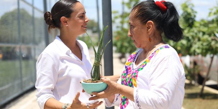 Ana Paty Peralta, participó en la Asamblea de Mujeres “Voces por la Igualdad y contra las Violencias”
