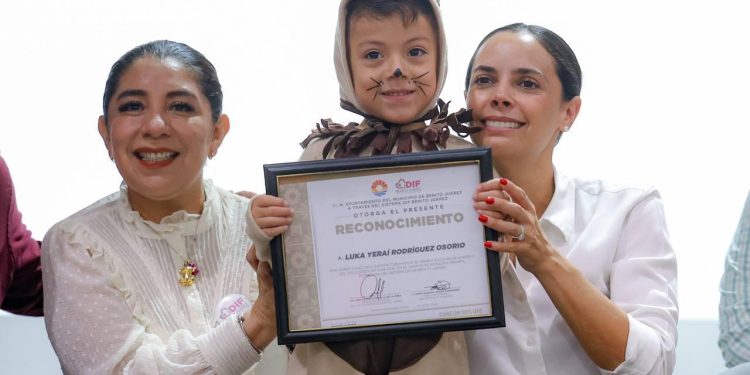 Realizan clausura de kínder 2 de los Centros Asistenciales de Desarrollo Infantil (CADI) “Arcoíris” y  “Caritas Felices”