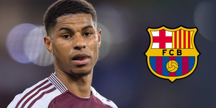 Marcus Rashford junto al escudo del FC Barcelona tras su fichaje