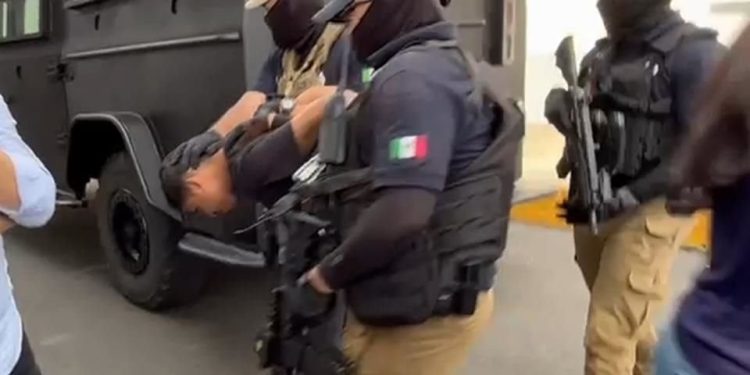 Vinculan a proceso a presunto feminicida de Karla Bañuelos