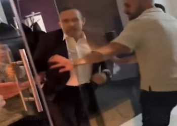 Rodrigo Orozco Waters causando daños en estudio de grabación