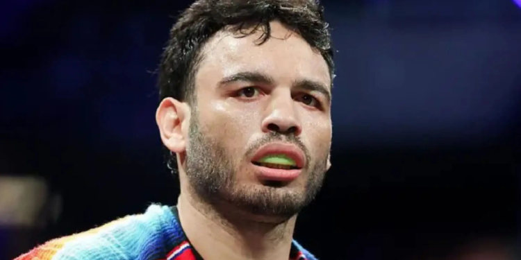 Julio César Chávez Jr. en el ring durante una pelea antes de su arresto