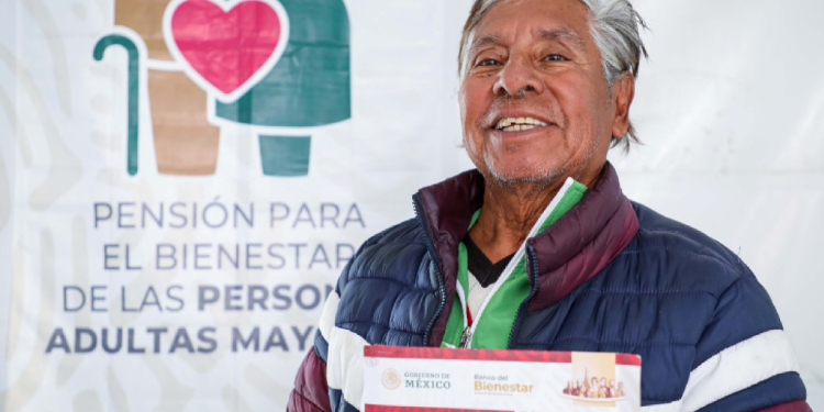 pago de dinero de pensión bienestar