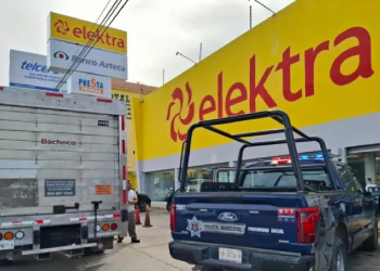 Estacionamiento donde ocurrió el asalto en Cancún