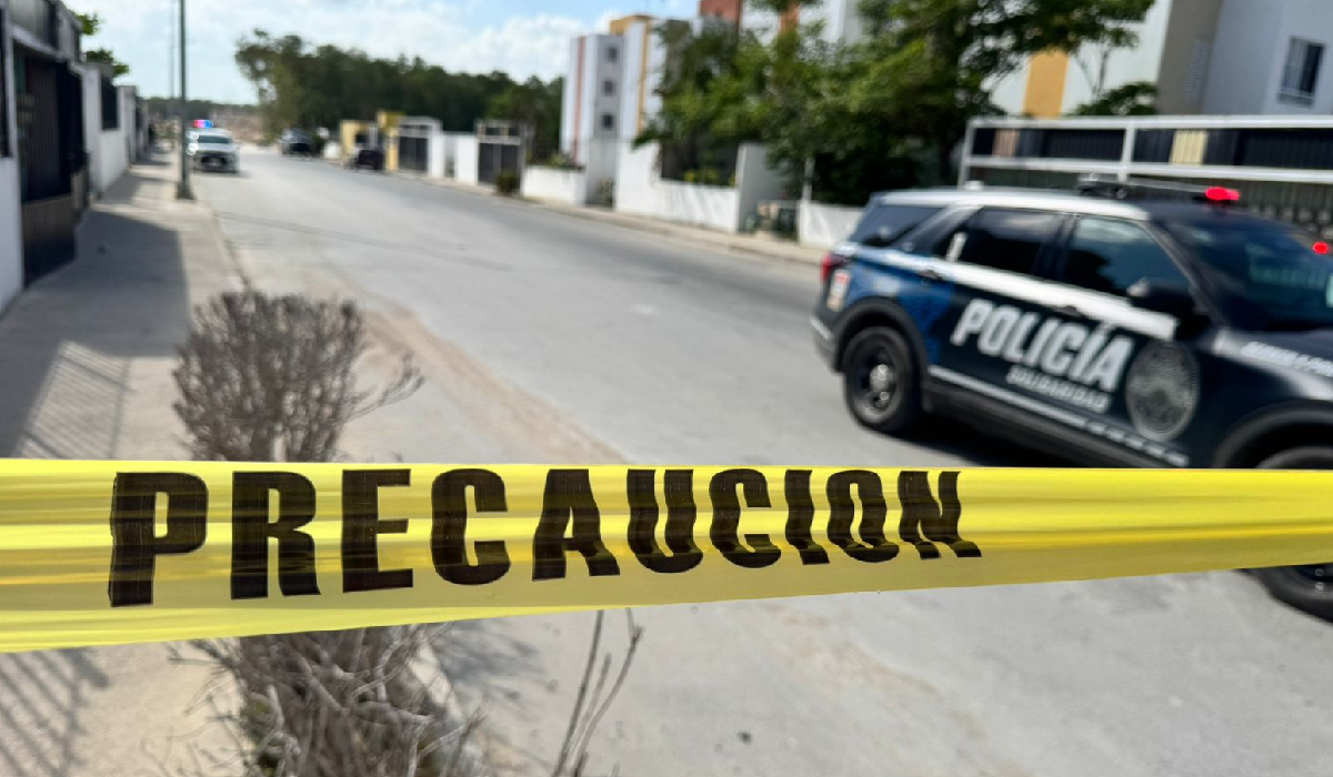 Policía acordona zona del crimen en Playa del Carmen