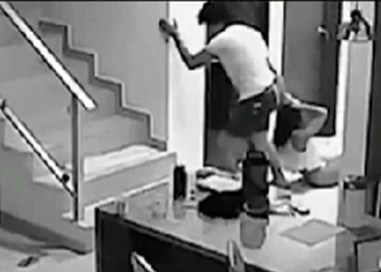 Captura del video viral de agresión contra pareja en Cancún