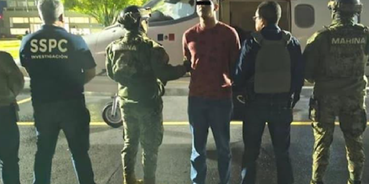 detienen a El Caiser presunto integrante de La Barredora