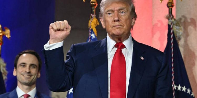 Trump impone arancel a India por comprar petróleo ruso