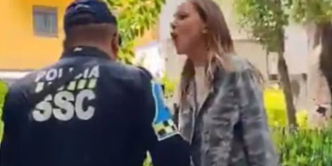 Mujer conocida como Lady Racista grita insultos al oficial en la colonia Condesa