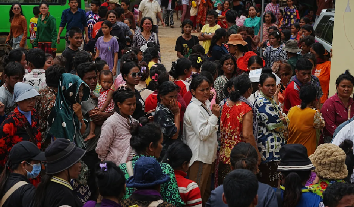 Familias desplazadas por el conflicto entre Tailandia y Camboya