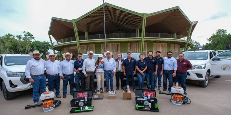 Refuerzan la vigilancia epidemiologica en el campo de Quintana Roo con nuevas unidades moviles