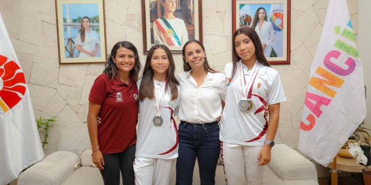 Ana Paty Peralta, recibió a las ganadoras de medallas en la Olimpiada Nacional CONADE 2025