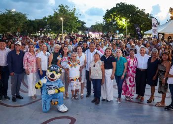 Ana Paty Peralta, dio el cierre oficial de la campaña “Abuelotón 2025