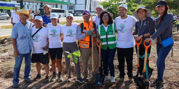 Ana Paty Peralta, encabezó el arranque del Programa de Arborización Urbana Municipal 2024-2027