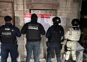 Aseguran 32 bolsitas de droga tras cateo en Tulum