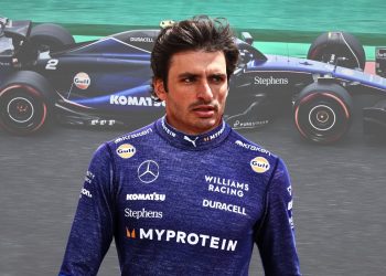 Carlos Sainz con el uniforme de Williams Racing en la temporada 2025 de Fórmula 1.
