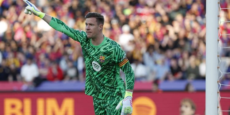 Marc-André ter Stegen con el gafete de capitán del FC Barcelona