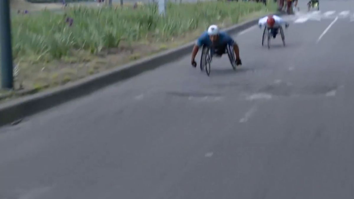 Maratón de la CDMX: Atletas en silla de ruedas sufren caída