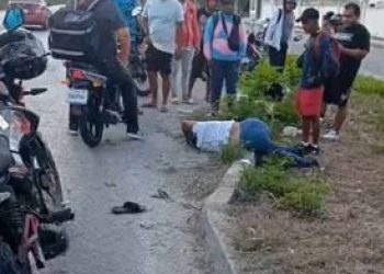 Motociclista muere en arco vial frente a Vista Real