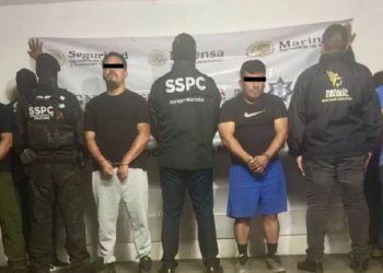 detención de expolicías en Puebla