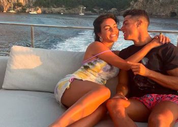 Cristiano Ronaldo le pide matrimonio a Georgina