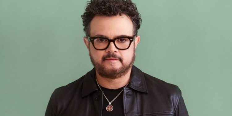 Aleks Syntek sufre fatal accidente en su casa de Mérida, Yucatán