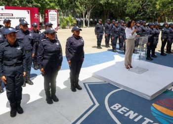 Se gradua la primera generacion de policias de proximidad en Cancun