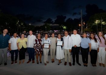 Toma de protesta de comites vecinales en Cancun 316 nuevos comites fortalecen la comunidad