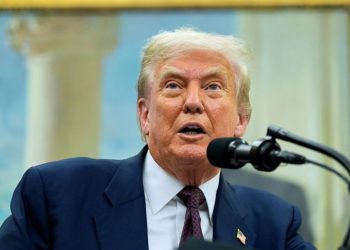 Trump propone arancel del 100% a chips y semiconductores