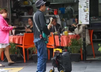 Tasa de desempleo en México sigue en 2.7%; informalidad crece