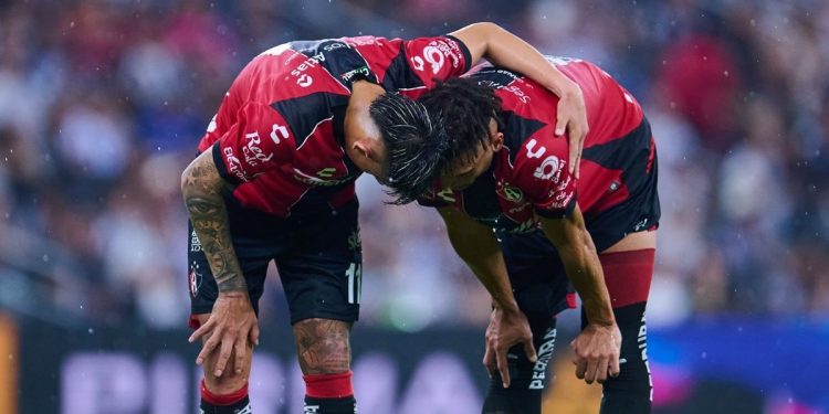 Jugadores de Tijuana cabizbajos tras goleada ante Charlotte FC en Leagues Cup 2025