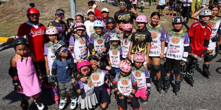 Ana Paty Peralta, encabezó la octava edición del “Paseo Cancunense”