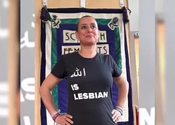 Marruecos: Activista condenada a prisión por su ropa