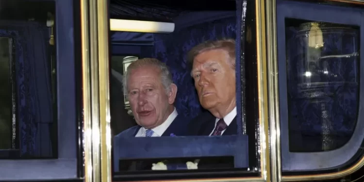 Trump da inicio a histórica visita con rey Carlos III