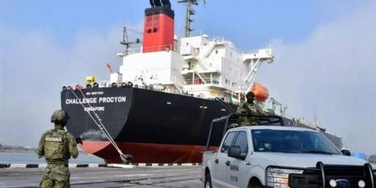 FGR desmantela la red de huachicol y fentanilo del CJNG con apoyo de autoridades
