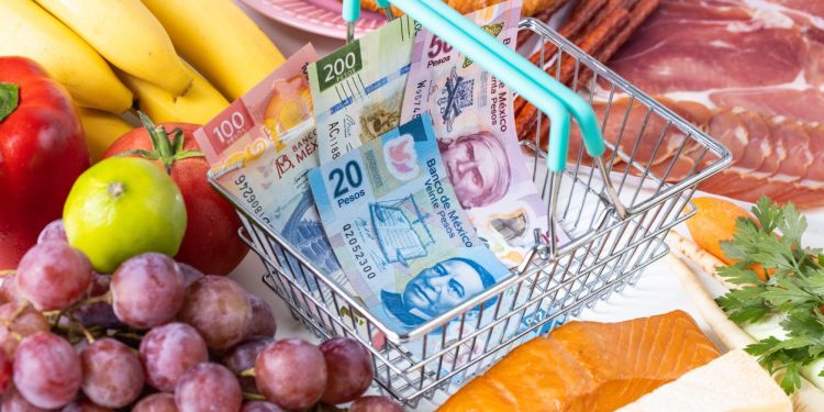 Inflación en México alcanza 3.57% en agosto; Banxico analiza recorte