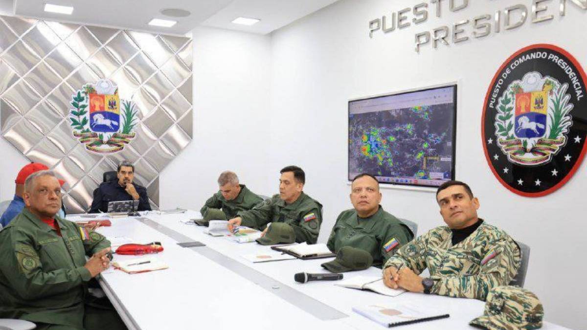 Maduro anuncia movilizacion masiva