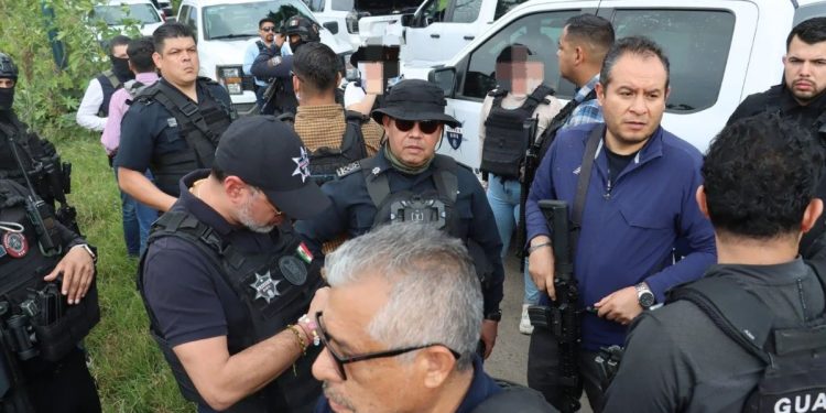 Rescatan con vida a dos agentes de la SSPC desaparecidos en Michoacán