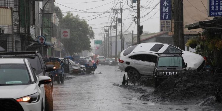 Supertifon Ragasa causa tragedia en Taiwan y paraliza el sur de China