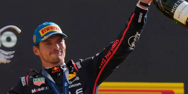 Max Verstappen gana GP de Italia y rompe dominio de McLaren