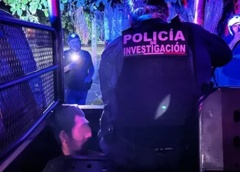 Hombre asesina a su perro frente a sus hijos en Cancún