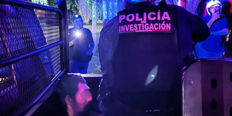 Hombre asesina a su perro frente a sus hijos en Cancún