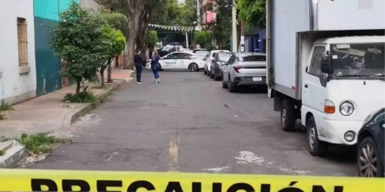 Adolescente dispara a su madre en Polanco tras castigo por quitarle el celular