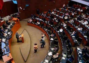 Morena logra aprobar modificación al juicio de amparo